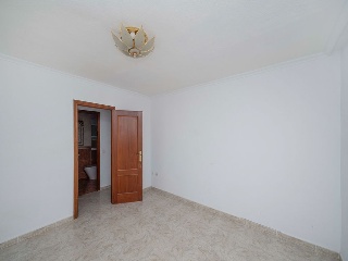 Piso en C/ Pintor Pedro Camacho - Alicante - 12
