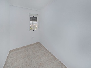 Piso en C/ Pintor Pedro Camacho - Alicante - 14
