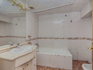 01094-0001 31