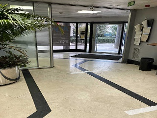 Local en Plaza islas Azores, Madrid 5