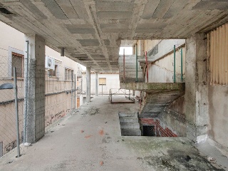Vivienda en construcción detenida en C/ Sant Gaieta - Rubí - 13