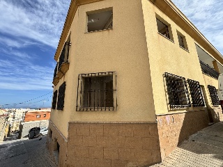 Ebro 10