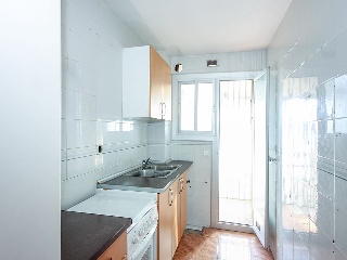 Piso en Av Gava 6