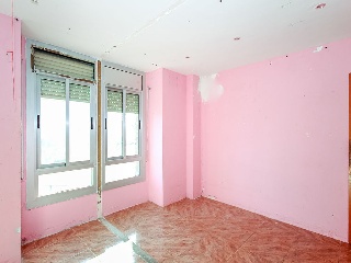 Piso en Av Gava 10