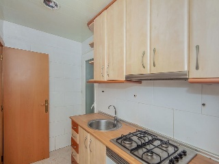 Piso en C/ Antoni Gaudi - Sant Boi de Llobregat - Barcelona  4