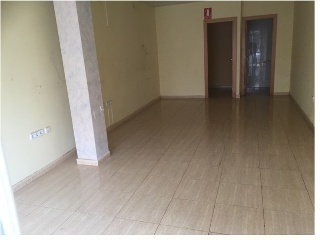 Local comercial en C/ Piular - Cubelles - Barcelona 3