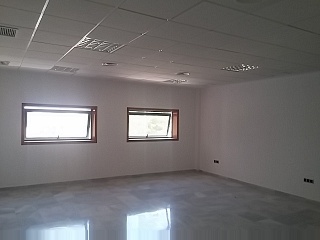 Oficina en Dos Hermanas, Sevilla 5