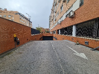 Garaje en C/ Las Lagunas de Neila - Madrid - 7