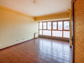 Piso en C/ Luis de Uranzu 15