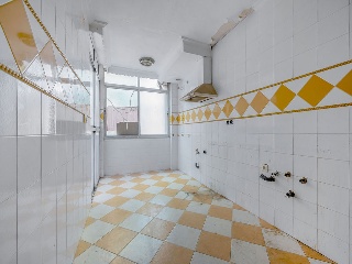 Piso en C/ Manuel Fal Conde 5