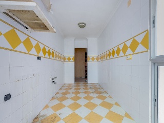 Piso en C/ Manuel Fal Conde 6