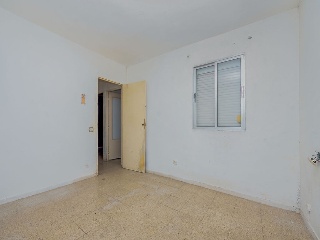 Piso en C/ Manuel Fal Conde 12