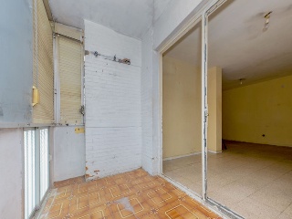 Piso en C/ Manuel Fal Conde 16