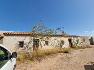 Vivienda en C/ Los Quintines las Escuelas,  2