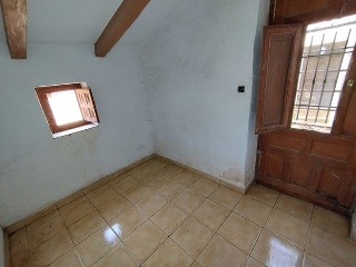 Vivienda en C/ Los Quintines las Escuelas,  16