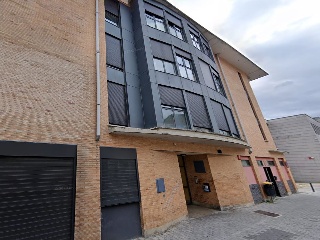 Piso en venta en Villava de 61  m²