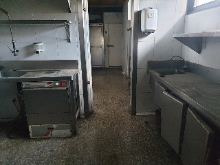 Local en Rubí 8