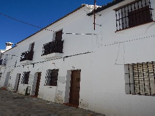 Piso en venta en Benaocaz de 61  m²