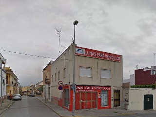 Piso en venta en Coria Del Río de 99  m²