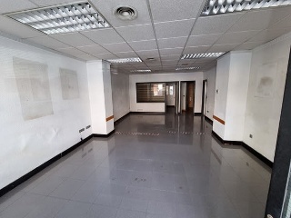 Local en C/ Alfonso XIII 4