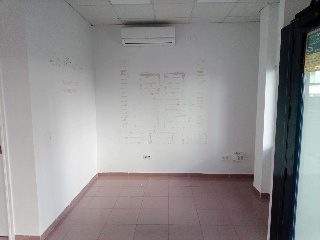 Local en C/ Nuestra Señora del Carmen, Dos Hermanas (Sevilla) 16