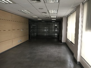 Local en C/ Miquel Servet, Terrassa (Barcelona) 2