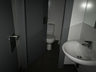 Local en C/ Miquel Servet, Terrassa (Barcelona) 5