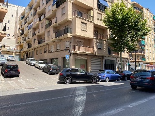 Local en C/ Juan Gil Albert, Alcoy (Alicante) 2
