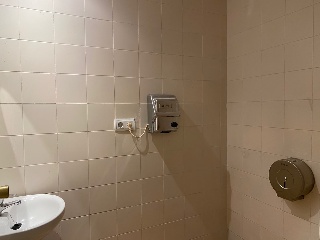 Local en C/ Juan Gil Albert, Alcoy (Alicante) 10