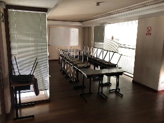 Local en C/ Caldero 8