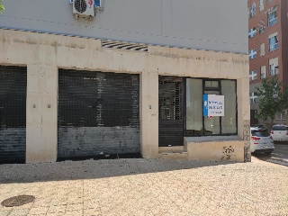 Local en C/ Bélgica  4