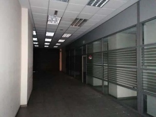 Local en C/ Reial - Tarragona - 4