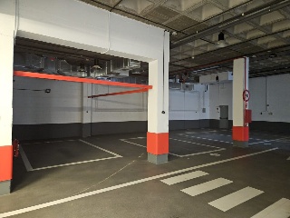 Nave industrial con garaje en C/ la Industria 13