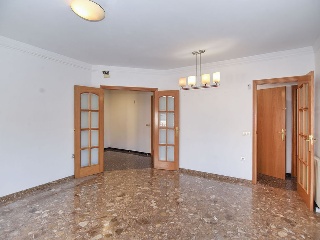 Piso en C/ Pintor Borrassa - Terrassa - 3