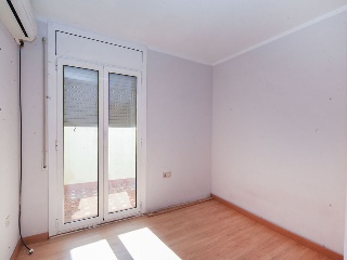 Piso en C/ Pintor Borrassa - Terrassa - 10
