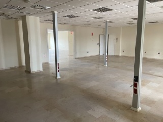 Oficina en C/ H ( Pol Ind Servialsa) Ginés - Sevilla - 16