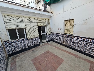 Vivienda en C/ Maestro Daniel Carrasco, Bujalance (Córdoba) 10