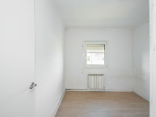 Piso en C/ Orient - Girona - 13