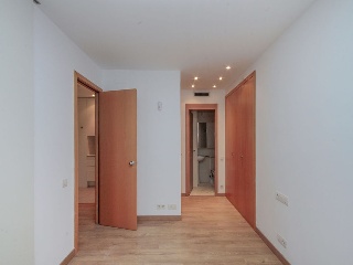 Viviendas y garajes en C/ Sardenya - Barcelona - 10