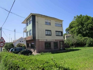 Local en venta en Ferrol de 150  m²