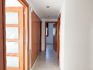 Piso en Bàscara 6