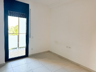 Piso en Bàscara 16