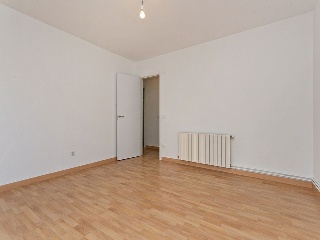 Vivienda en C/ Safir - Rubí - 27