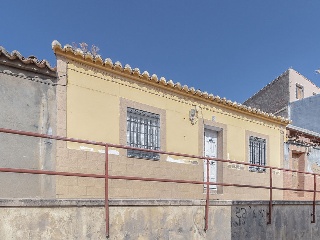 Casa adosada en C/ Flor - Puertollano - Ciudad Real  19