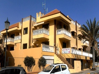 Local en venta en Valle Gran Rey de 64  m²