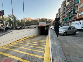 Garaje en venta en Lleida de 12  m²