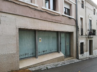 Local en venta en Sant Cugat Sesgarrigues de 76  m²