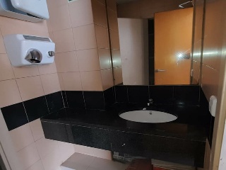 Local en C/ Badajoz - Sant Boi de Llobregat - Barcelona 4
