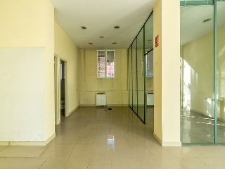 Local comercial en Av Cantabria - Burgos - 11