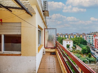 Piso situado en Salt 16